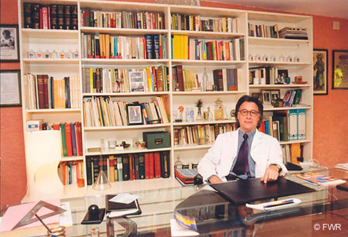 Dr. Carlos Frigola